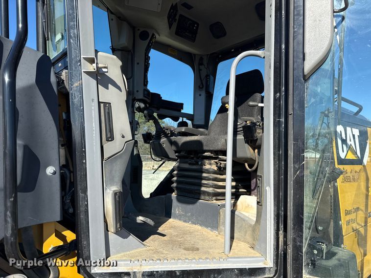 image for item ES5671 2012 Caterpillar 12M2 VHP Plus motor grader