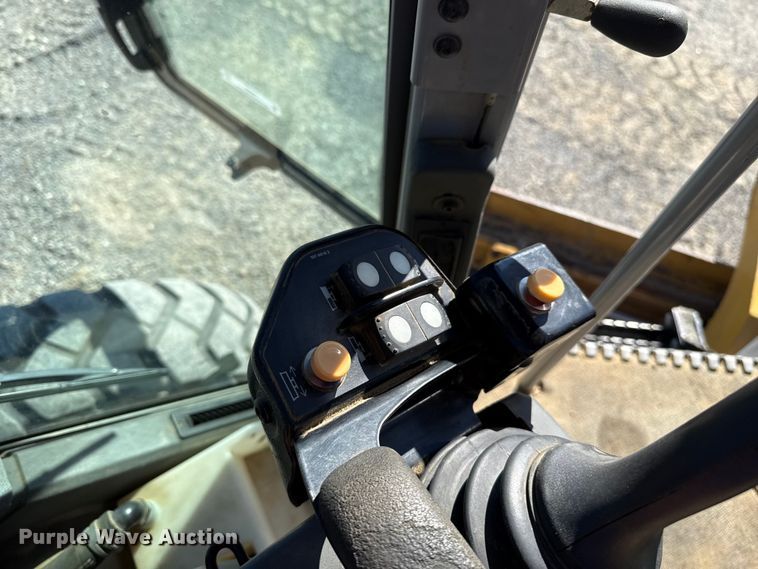 image for item ES5671 2012 Caterpillar 12M2 VHP Plus motor grader