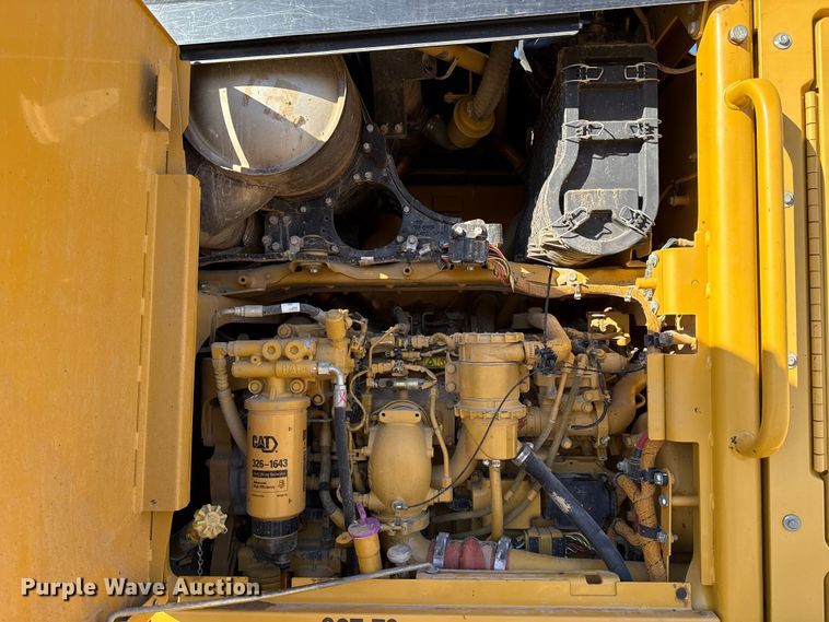 image for item ES5671 2012 Caterpillar 12M2 VHP Plus motor grader