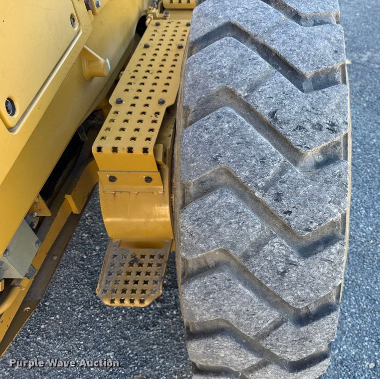 image for item ES5671 2012 Caterpillar 12M2 VHP Plus motor grader