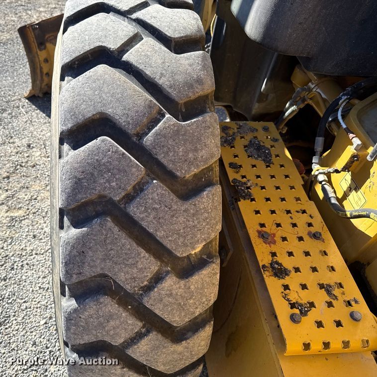 image for item ES5671 2012 Caterpillar 12M2 VHP Plus motor grader