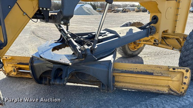 image for item ES5672 2009 John Deere 770GP motor grader