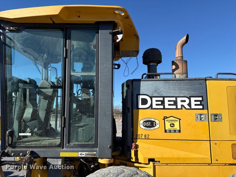 image for item ES5672 2009 John Deere 770GP motor grader
