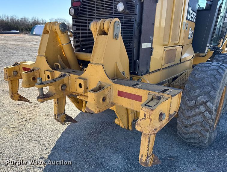 image for item ES5672 2009 John Deere 770GP motor grader