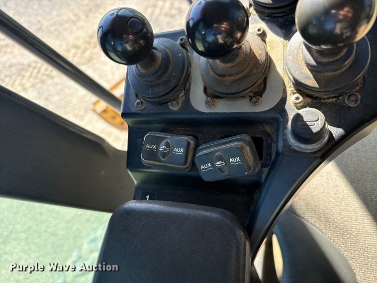 image for item ES5672 2009 John Deere 770GP motor grader