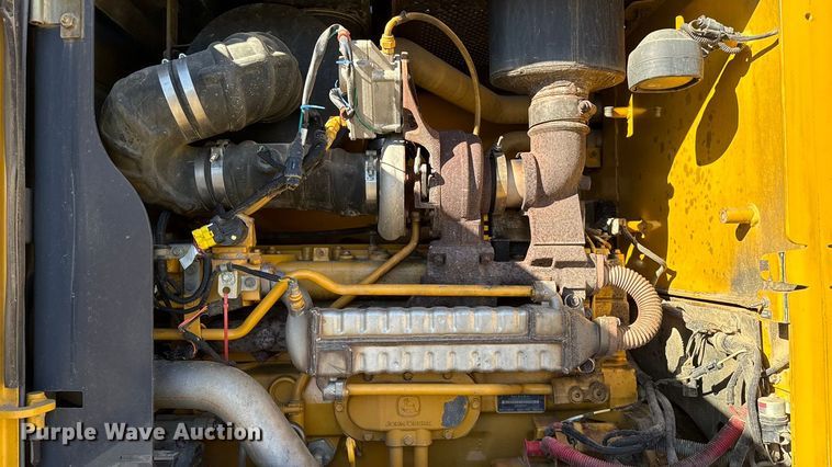image for item ES5672 2009 John Deere 770GP motor grader