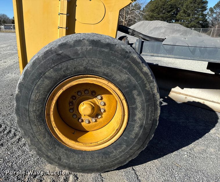 image for item ES5672 2009 John Deere 770GP motor grader