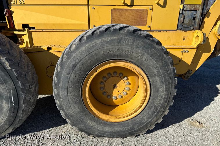 image for item ES5672 2009 John Deere 770GP motor grader