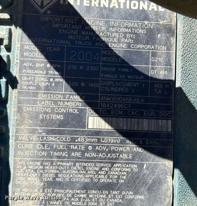 image for item ES5673 2005 International 7300 Crew Cab flatbed truck