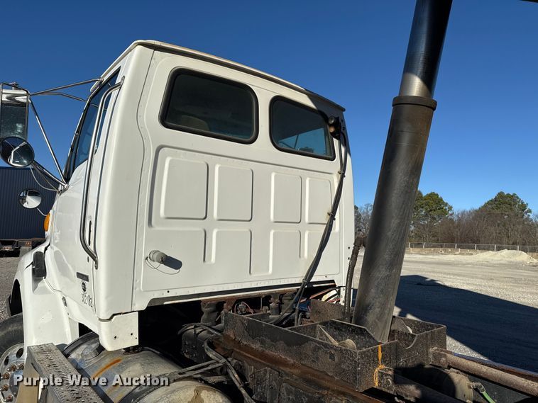 image for item ES5674 2007 Sterling L-Line dump flatbed truck