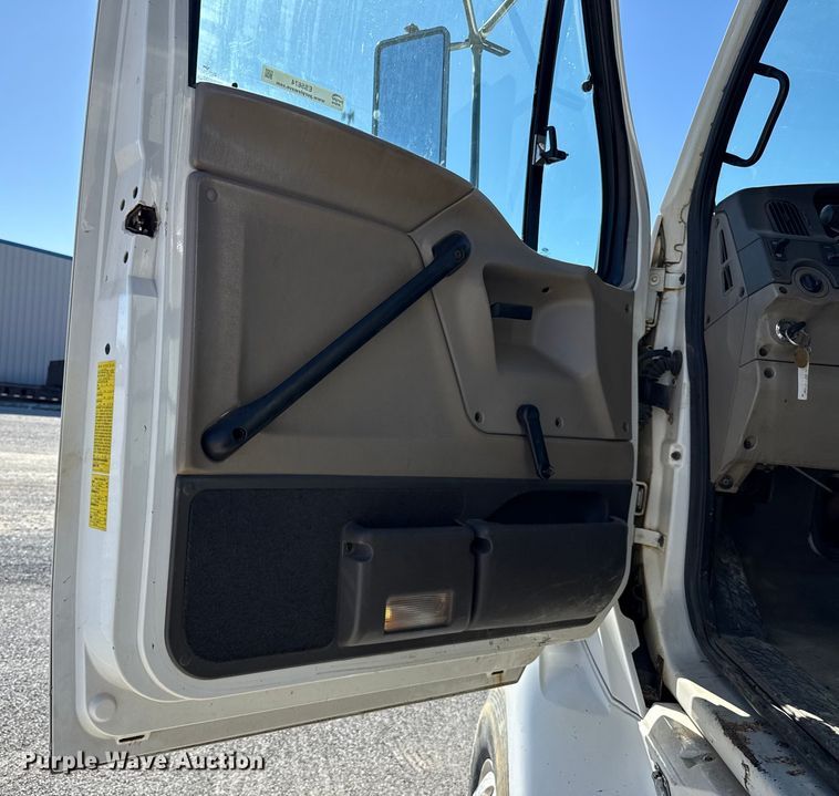 image for item ES5674 2007 Sterling L-Line dump flatbed truck