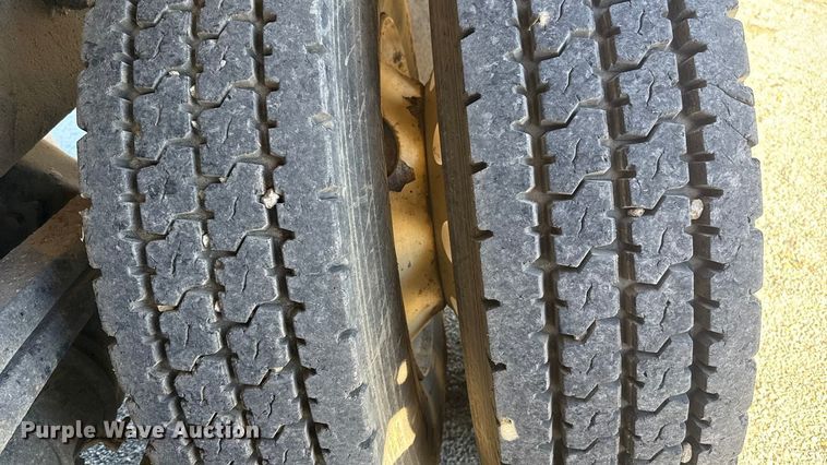 image for item ES5674 2007 Sterling L-Line dump flatbed truck