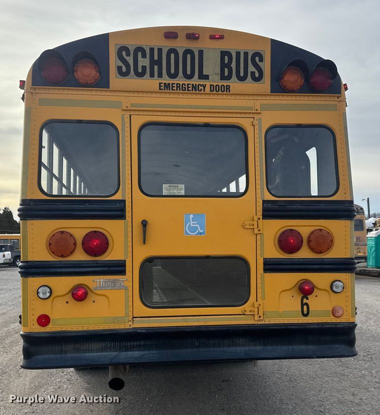 image for item ET4146 2003 Thomas Built Saf-T-Liner school bus