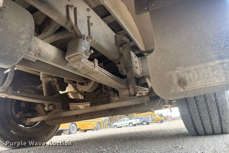 image for item ET4146 2003 Thomas Built Saf-T-Liner school bus