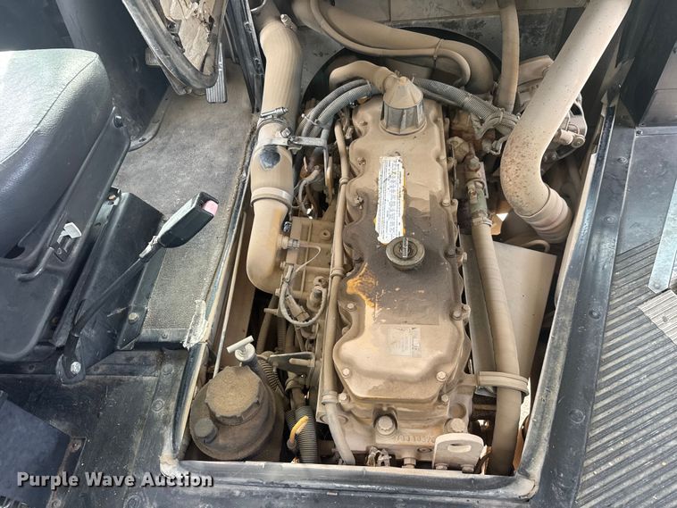 image for item ET4146 2003 Thomas Built Saf-T-Liner school bus