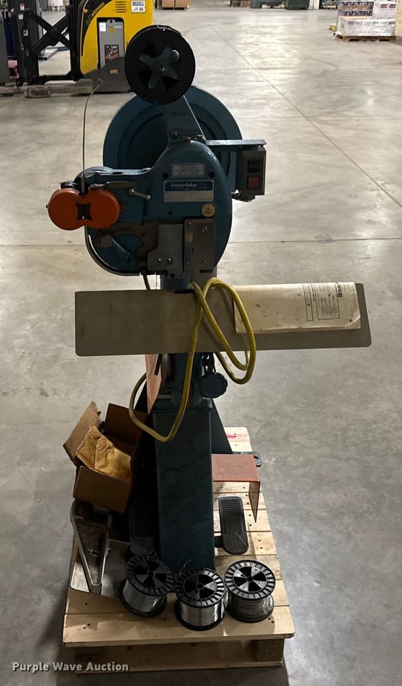 image for item ET4331 1985 Interlake S3A 3/4 wire stitcher