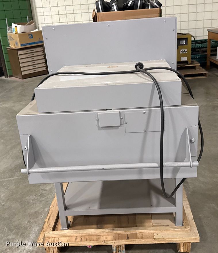 image for item ET4332 2023 Formax Cut-True 29A paper cutter