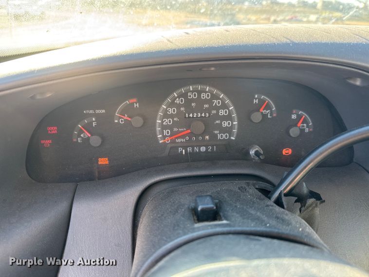 image for item ET4338 1998 Ford F150 pickup truck