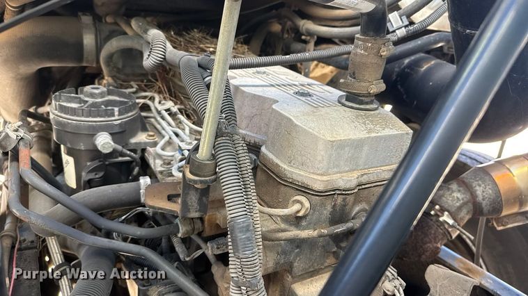 image for item ET4339 2003 Freightliner FC70 box truck