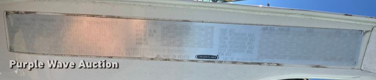 image for item ET4339 2003 Freightliner FC70 box truck