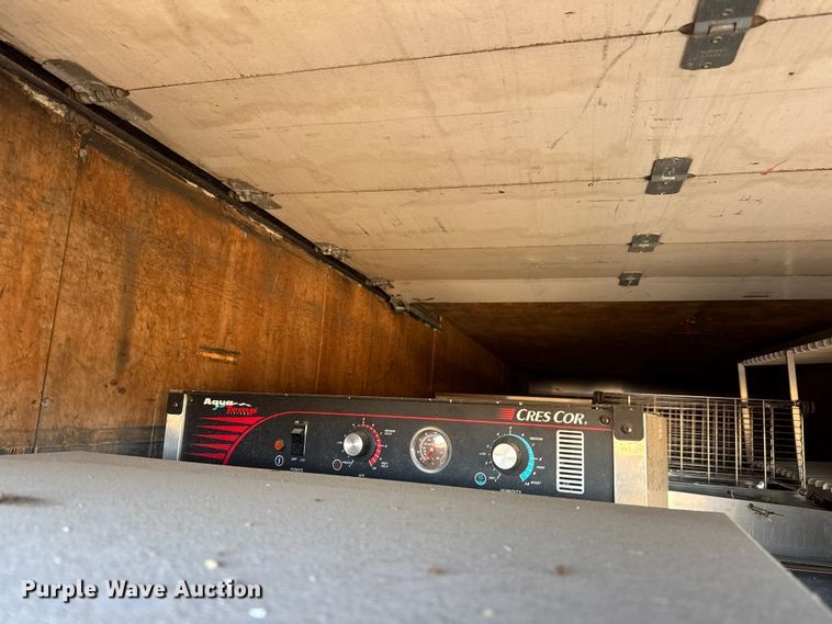 image for item ET4341 2004 Freightliner FC80 box truck