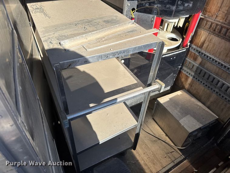 image for item ET4341 2004 Freightliner FC80 box truck