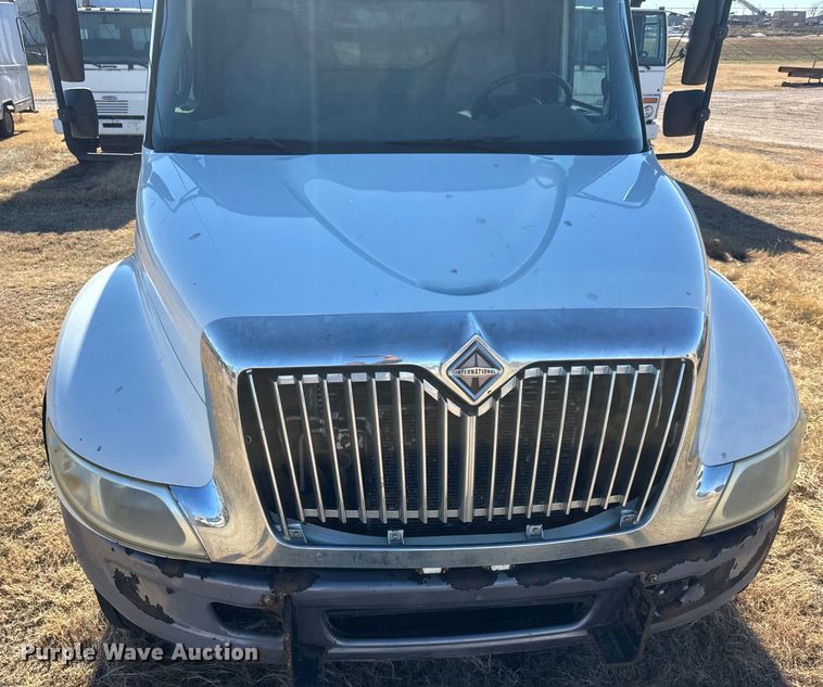 image for item ET4343 2006 International 4200 dump truck