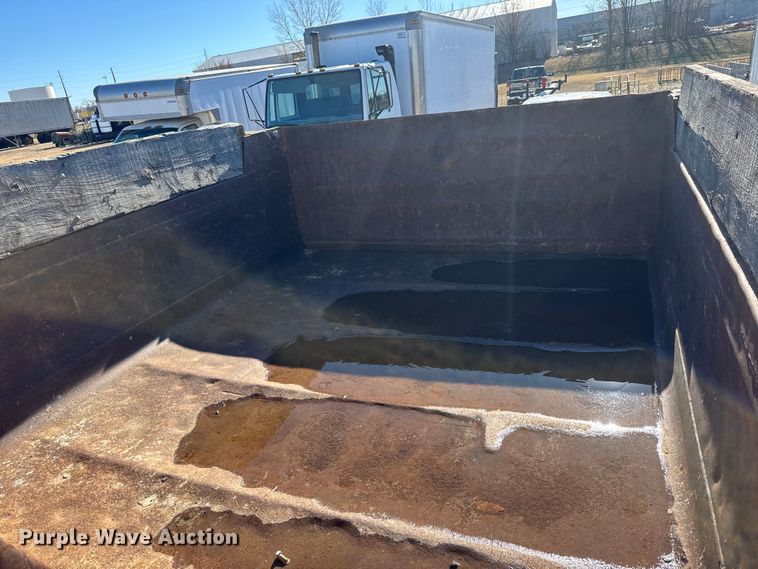 image for item ET4343 2006 International 4200 dump truck