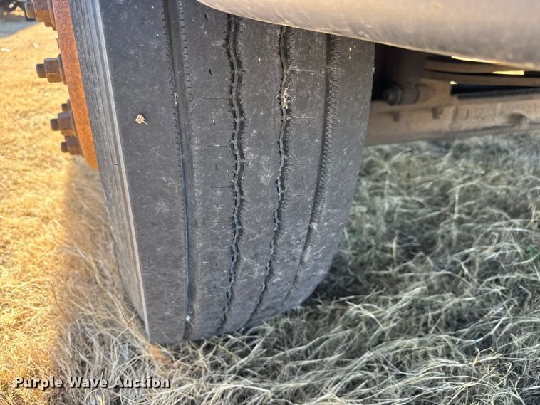 image for item ET4343 2006 International 4200 dump truck