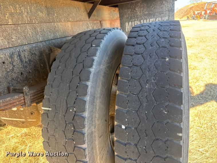 image for item ET4343 2006 International 4200 dump truck