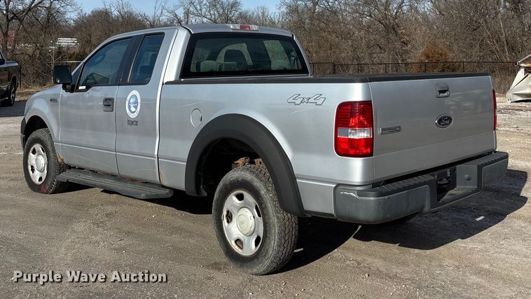 image for item ET4405 2005 Ford F150 Ext. Cab pickup truck
