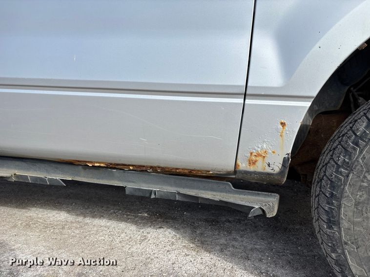 image for item ET4405 2005 Ford F150 Ext. Cab pickup truck