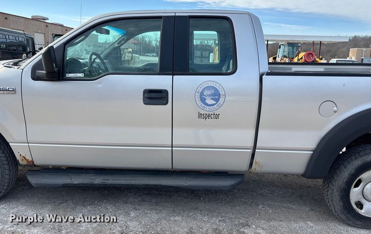 image for item ET4405 2005 Ford F150 Ext. Cab pickup truck