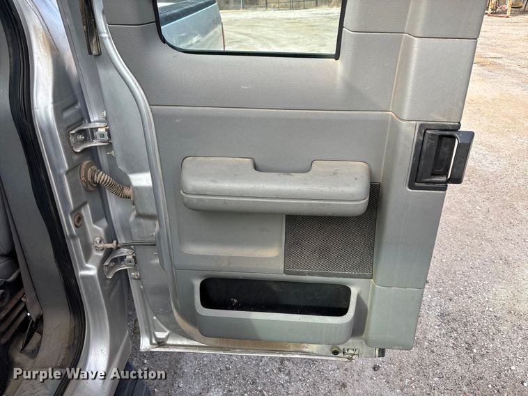 image for item ET4405 2005 Ford F150 Ext. Cab pickup truck