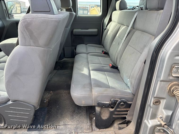 image for item ET4405 2005 Ford F150 Ext. Cab pickup truck