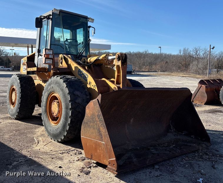 image for item ET4406 1996 Case 621B wheel loader