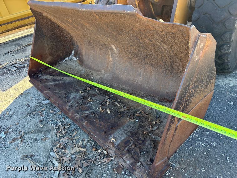 image for item ET4406 1996 Case 621B wheel loader