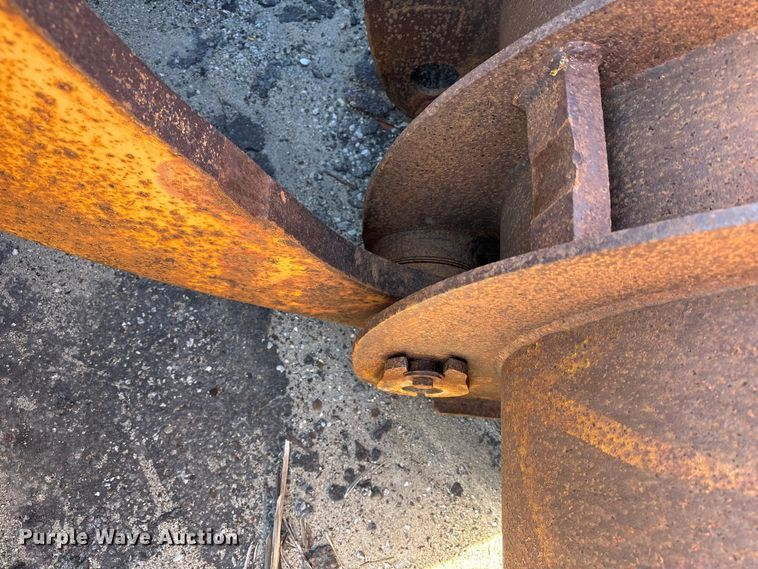 image for item ET4406 1996 Case 621B wheel loader