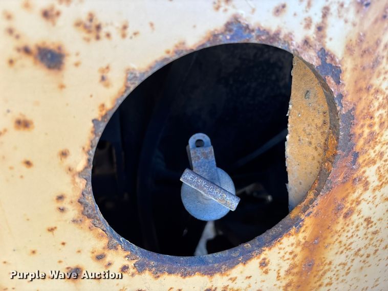 image for item ET4406 1996 Case 621B wheel loader