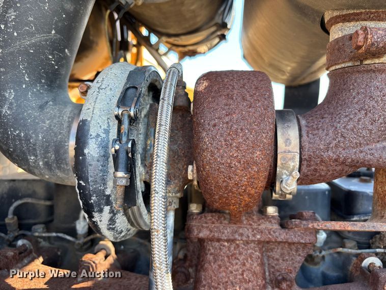 image for item ET4406 1996 Case 621B wheel loader