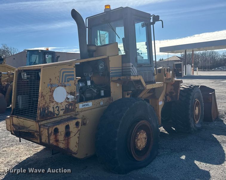 image for item ET4407 1997 Case 621B wheel loader