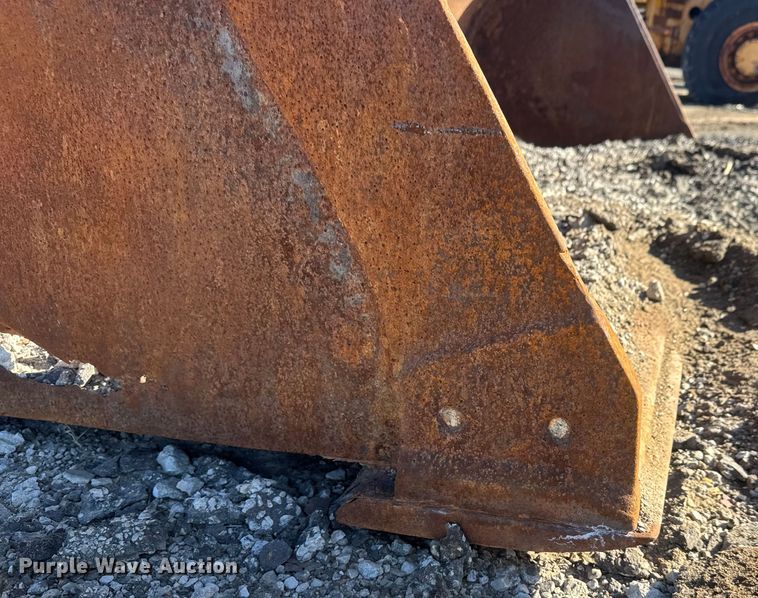 image for item ET4407 1997 Case 621B wheel loader