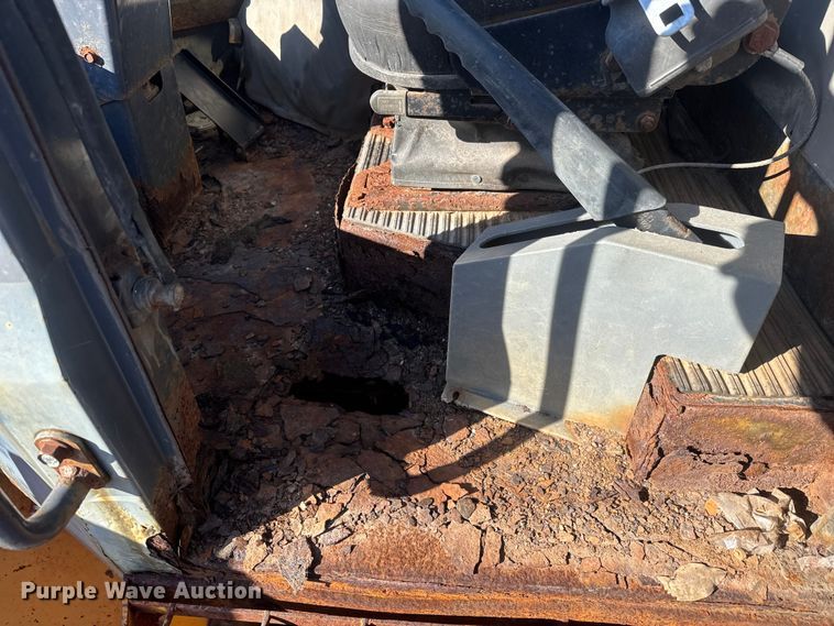 image for item ET4407 1997 Case 621B wheel loader