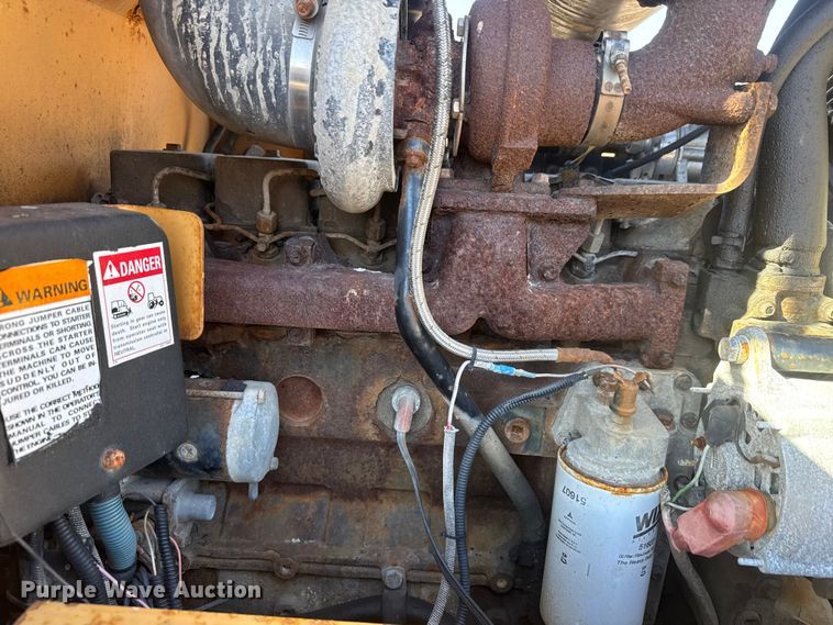 image for item ET4407 1997 Case 621B wheel loader