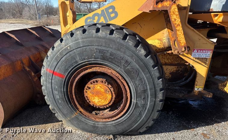 image for item ET4407 1997 Case 621B wheel loader