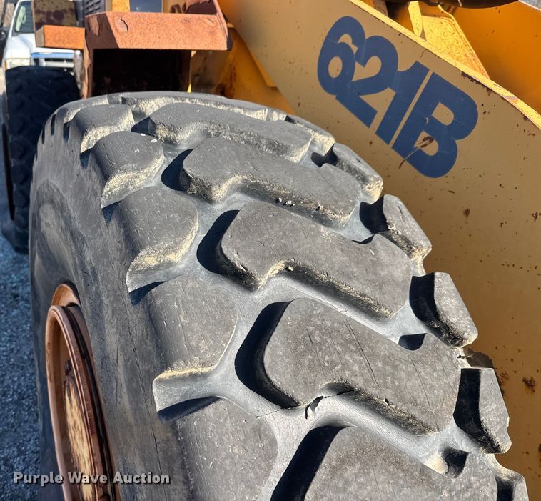 image for item ET4407 1997 Case 621B wheel loader