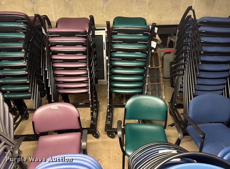 image for item ET4421 Approximately 170 chairs