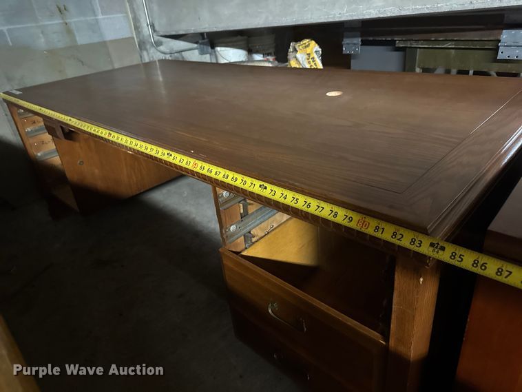 image for item ET4422 Office furniture