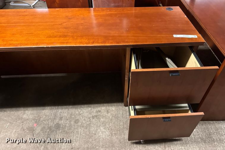 image for item ET4426 Office furniture