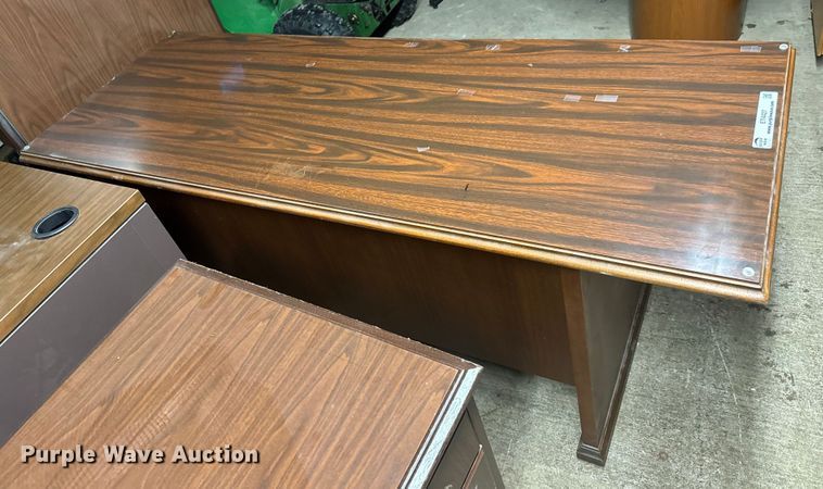 image for item ET4427 (6) desks